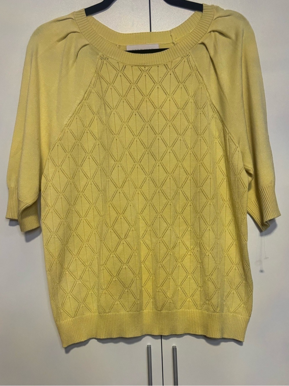 Diamond-Texture Short-Sleeve Crewneck Sweater in Lemon Yellow